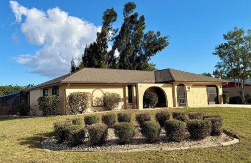 Port Charlotte House | 3-bedroom house in marvelous Port Charlotte with AC comfort and heated pool.