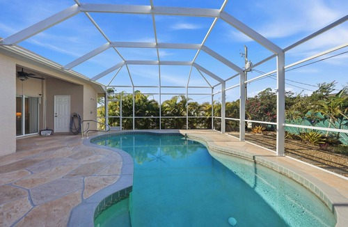 Gulf Cove House | 3-bedroom house w/Saltwater Pool in Boating community