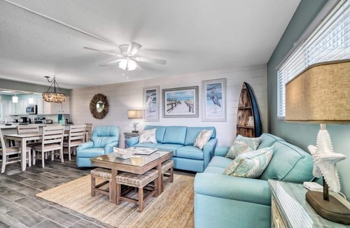 Biltmore Beach Condo | 3 Bedroom Luxury Shoreline, Spacious Oceanfront Condo with Scenic View