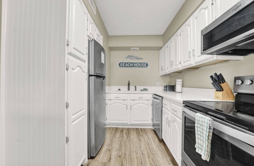 Biltmore Beach Condo | 3 Bedroom Shoreline Condo w/Private Balcony, just steps from the beach!