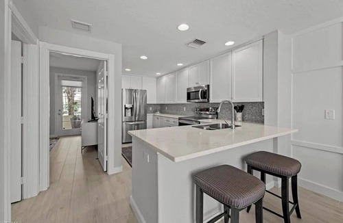 Village Walk of Bonita Springs House | 3-bedroom townhome in marvelous Bonita Springs Village Walk