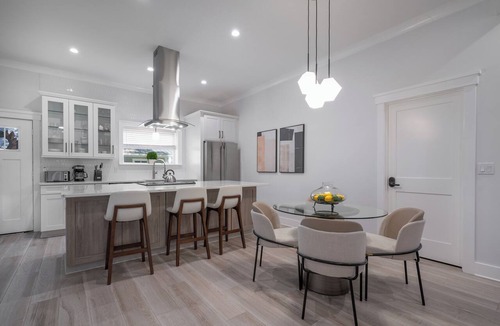 American Beach Apartment | 3 Bedroom unit in American Beach, Fernandina 5 minutes walk away from the beach