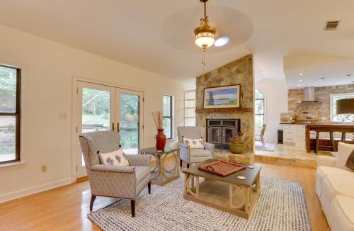 Tallahassee House | 3 Mi to Dtwn! Quiet Tallahassee Gem w/Lush Patio