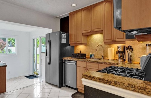 Wilton Manors House | 3 min. walk to Wilton Drive, pool and huge yard