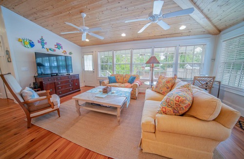 Historic Downtown Apalachicola House | 3-Night Min, 3BR/2BA House, Downtown Historic Apalachicola!