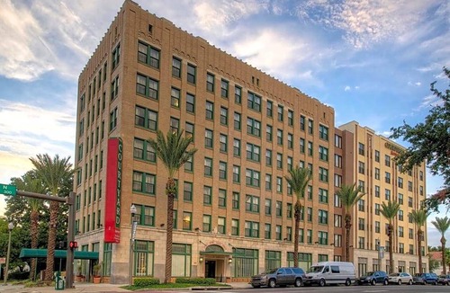 Downtown St. Petersburg Hotel | 3-Star Hotel ∙ Courtyard by Marriott St. Petersburg Downtown