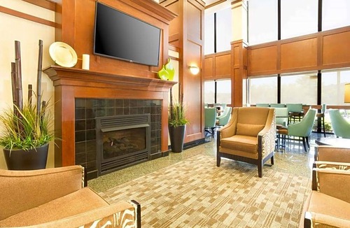 Homewood Hotel | 3-Star Hotel ∙ Drury Inn & Suites Birmingham Lakeshore Drive