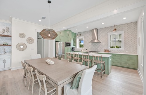Village of Sugar Beach House | 30 A-mazing. 4 bd, Private Heated Pool, 6 Seater Golf Cart and Bikes!