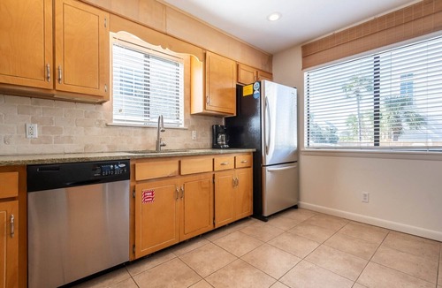 Gulf Trace House | 30% OFF REMAINING 2024 AVAILABILITY~SANDYTOES~Pet Friendly~Gulf View~Private