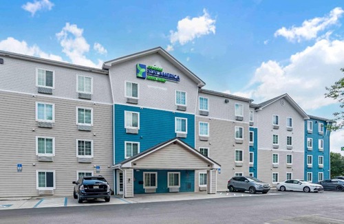 Pine Forest Hotel | 300 m² Hotel ∙ 127 guests