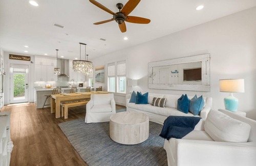 Treetop House | 30A Beach House - SEACREST, Sleeps 18! Pet Friendly, Pool, Beach, Free Golf