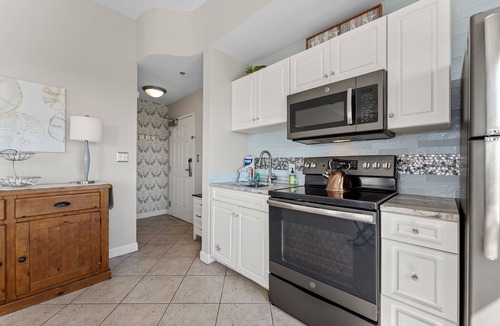 Gulf Place Condo | 30a Gulf Place Condo! Beach View, Pool, Hot Tub, Tennis & Pickle Ball Courts.