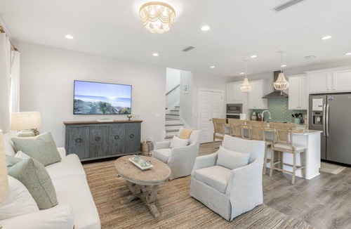 San Juan House | 30A Sanctuary: Golf Cart, Steps to Beach, Bikes & Pets Welcome
