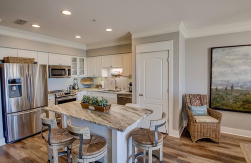 Seagrove Beach Condo | 30A Seagrove Private Beach Access - 3 Bd 3 Ba Gulf View Near Seaside & Greenway!