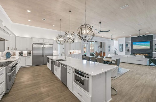 Gulfview Heights House | 30A Sunset Palazzo by AvantStay | Sleeps 20 | Boat-Friendly + Pool