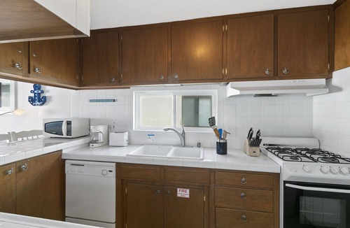 Avalon House | 318CL Upper: Spacious Avalon Home, Cathedral Ceilings, Ample Balcony, Mtn Views