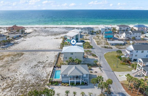Pensacola House | 325 m² House ∙ 6 bedrooms ∙ 22 guests