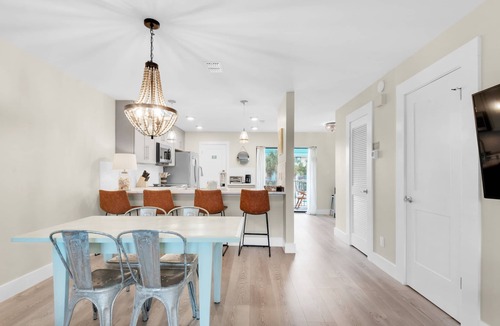 Miramar Beach Condo | ⭐350yds 2 Beach-Community Pool + Grill-2BR Sandprints E10⭐