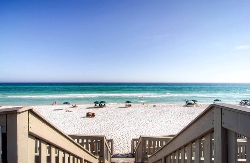 WaterSound Beach House | 362 m² House ∙ 5 bedrooms ∙ 12 guests