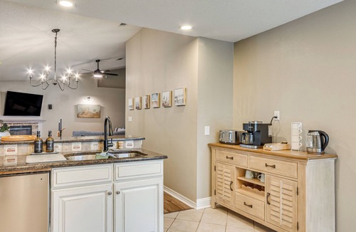 Ono Island House | 3BR 2BA Beach Boho w/Private Salt Pool Oasis