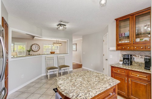 Ono Island House | 3BR Home |Private Screened Pool, Sunroom & Matured Landscaping |Quiet Neighborhood |Close to Beaches