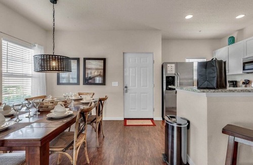 Bay Lake House | 4 BD/3 BA/Lucaya Village (23-101)