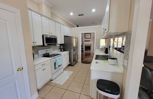 Tallahassee House | 4 Bed home with 2 King next to HCA Florida Capital