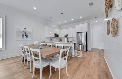 Gulf Shores Cottage | 4-bedroom cottage 100 feet to beach! Beautiful completely public beach