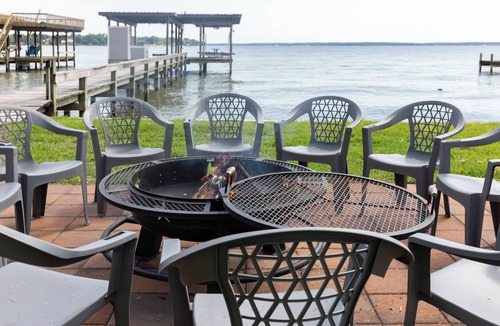 West Livingston House | 4-bedroom Lake Getaway in fabulous Livingston