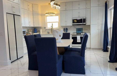 White Sands Cottages House | 4 Beds/4Baths ROOFTOP! Gorgeous MODERN 360 degree views STEPS TO THE BEACH!