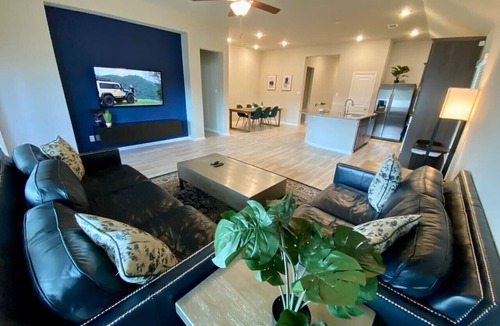 Richmond House | 4-BR Getaway Ideal for Families