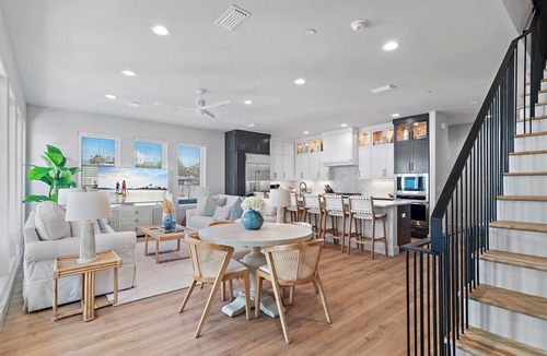 Laguna Beach House | 4 Br Tn Home! | Elevator | Heated Community Pool | 2Min Walk To The Beach!