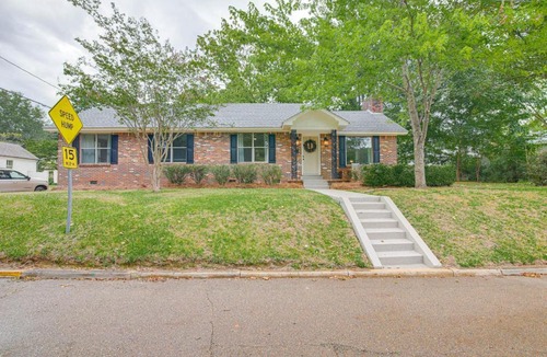 Oxford House | 4-Generation Oxford Home, 1 Mi to Ole Miss