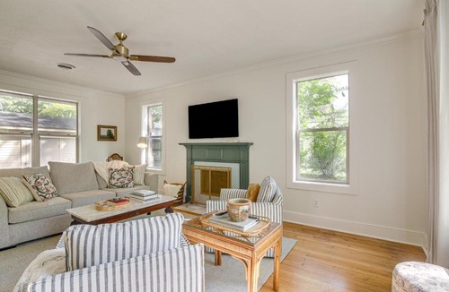 Oxford House | 4-Generation Oxford Home, 1 Mi to Ole Miss