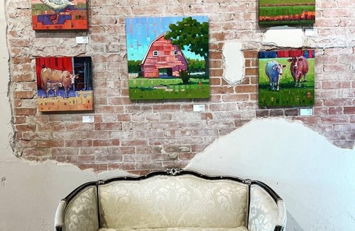 Buffalo House | 4 Luxury Suites in a beautifully restored historic building in Buffalo, Texas.