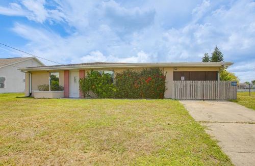 Port Charlotte House | 4 Mi to Beach Park! Canal-Front Port Charlotte Gem