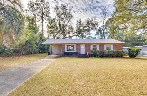 Tallahassee House | 4 Mi to FSU! Family Gem w/Deck in Tallahassee