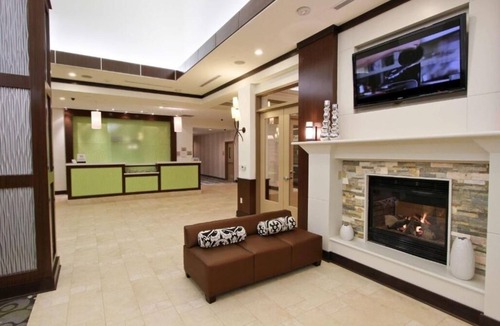 Covington Hotel | 4 Rooms Near Shops & Dining in Covington Perfect for Families and Groups