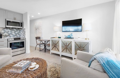 Inlet Beach Condo | 🐟400ft 2 Beach-Bikes-Pool-30A-Inlet Dreams