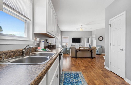 Fort Morgan Cottage | 4013 ROOKERY III 3 BED 2 BATH SLEEPS 10 2 POOLS CLOSE TO THE BEACH