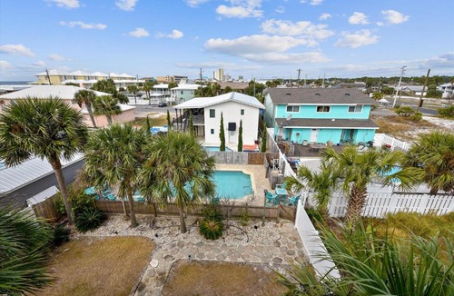 Silver Sands Beach House | 4118 Utes Street - Bad Beach by Vacations Perfected