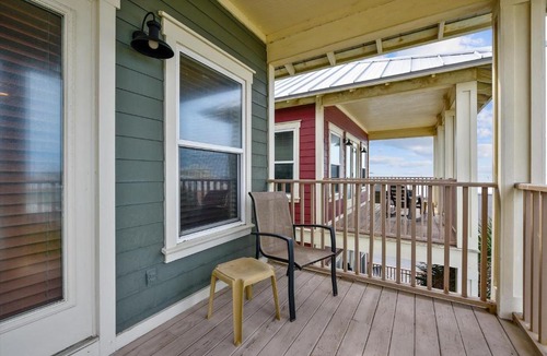 Silver Sands Beach House | 4118 Utes Street - Bad Beach by Vacations Perfected