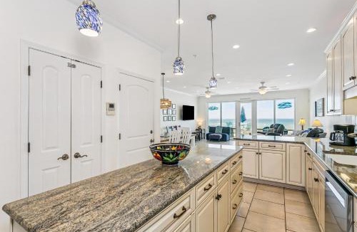 White Sands House | 415 Fort Pickens Rd