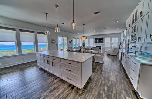 Sunnyside On The Gulf House | 423 m² House ∙ 5 bedrooms ∙ 18 guests