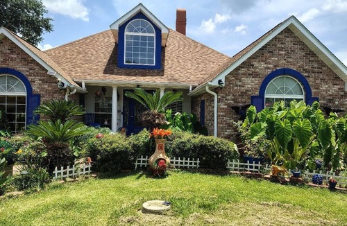 Breaux Bridge House | 476 Nona st Breaux Bridge LA US 70517