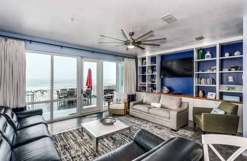 White Sands First Villa | 477 Fort Pickens Rd.