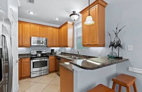 Villages of Crystal Beach House | 4BR/3.5BA Family Beach Retreat Sleeps up to 12 Resort Pool Walk to Crystal Beach