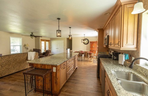 Gulf Hills House | 4BR/3BA on a Golf Course close to Beach, Casinos & Downtown Ocean Springs!