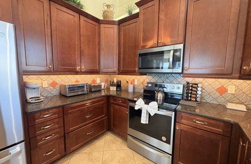Jose's Hideaway House | 4BR Beachfront Home with Decks and Club Amenities