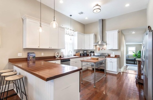 West Riverside House | 4BR Luxury Uptown Retreat w/Private Heated Pool